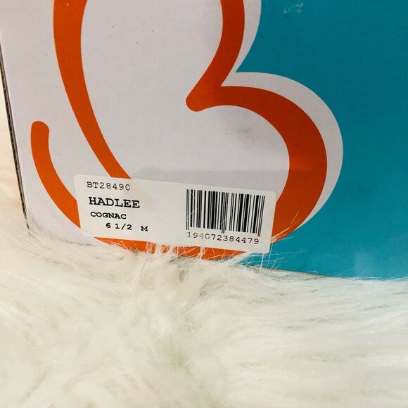 Baretraps Women's Ankle Boots Cold Weather Hadlee Faux Suede Brown 6.5M NWB - Picture 5 of 10